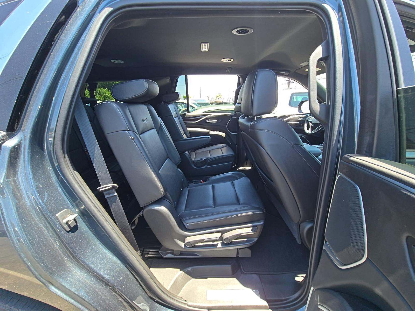 2021 Cadillac Escalade Luxury RWD