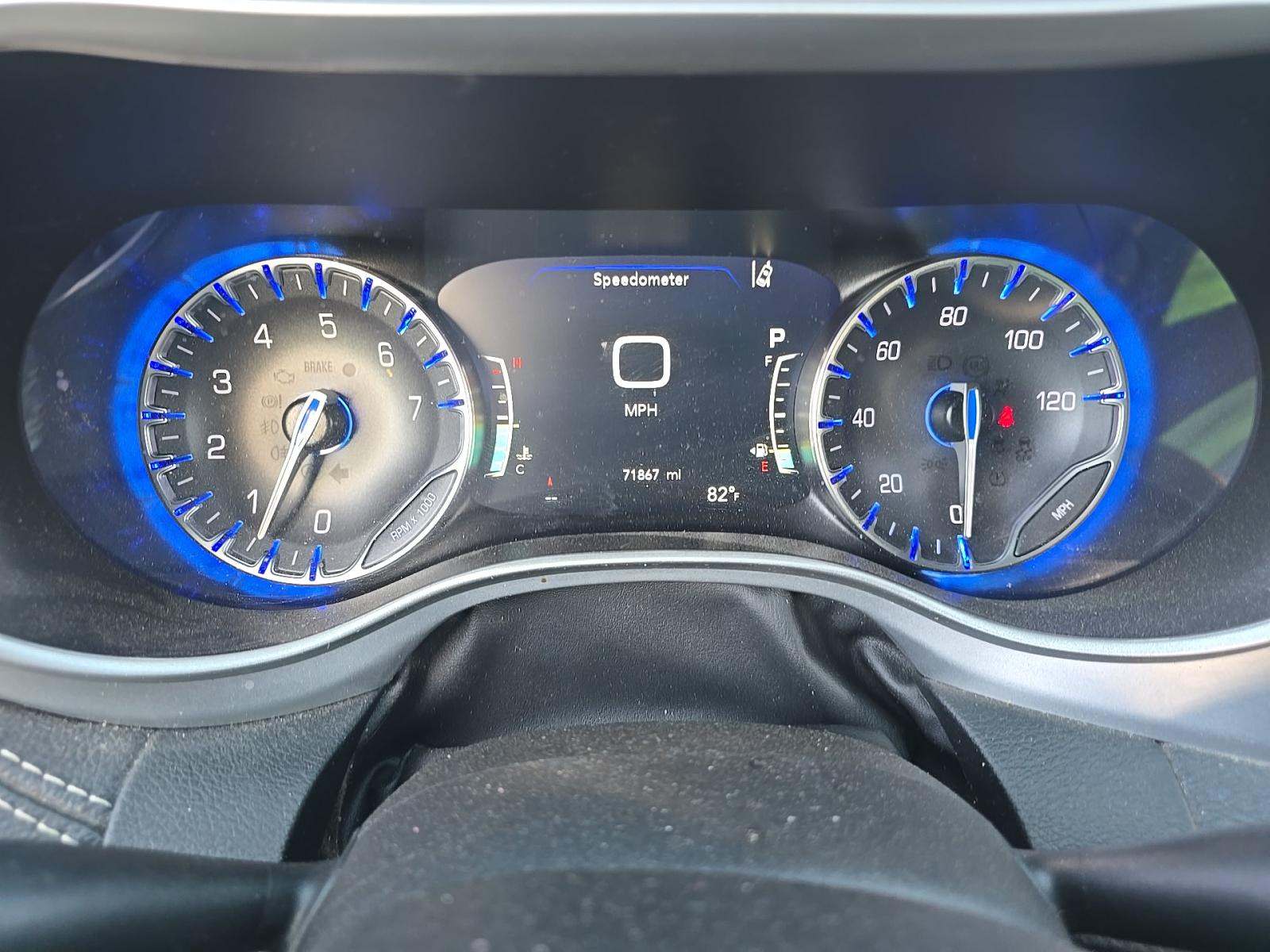 2024 Chrysler Pacifica Touring FWD