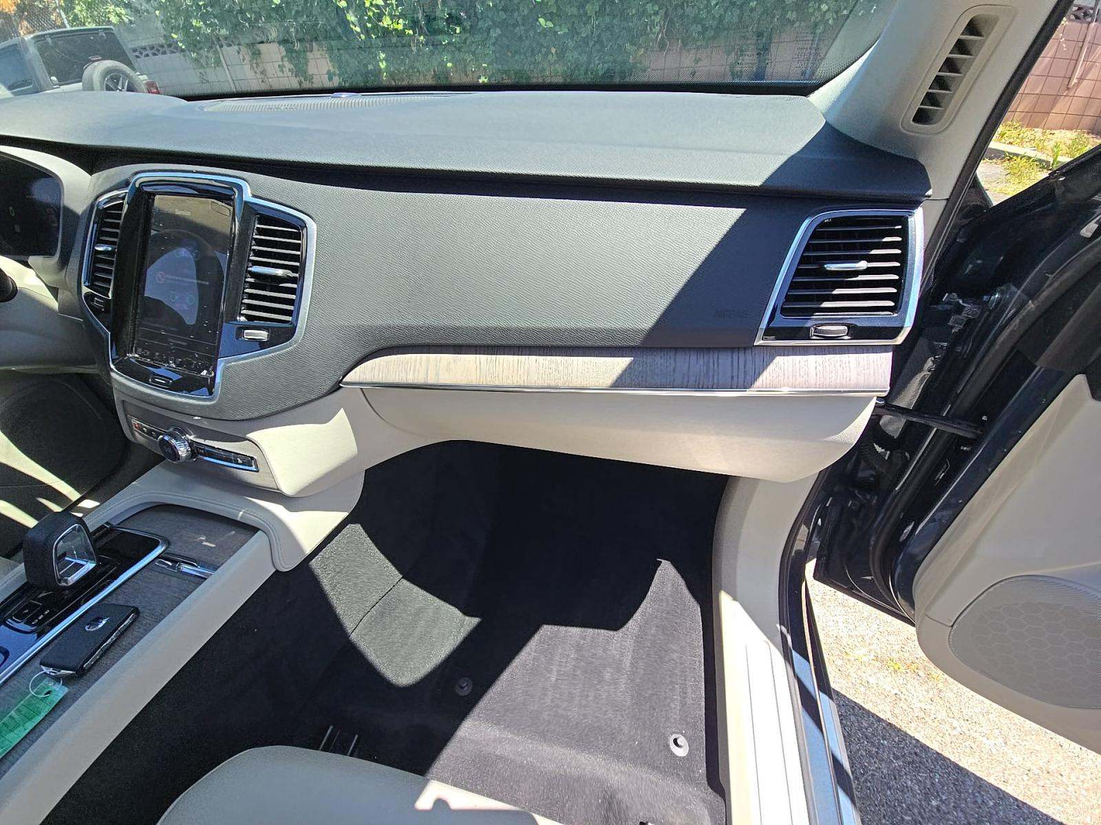 2024 Volvo XC90 Recharge T8 Plus AWD