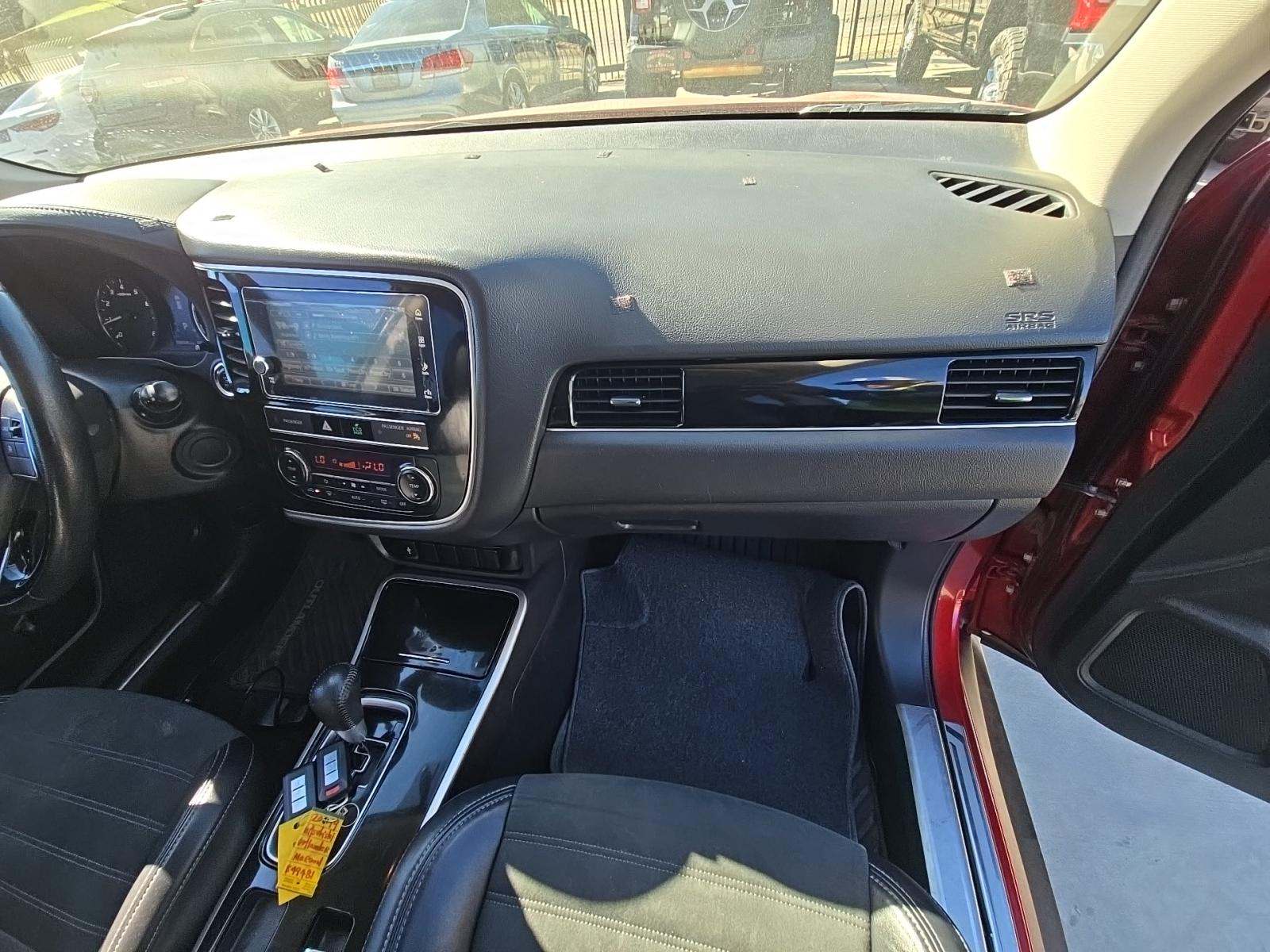 2019 Mitsubishi Outlander SE FWD