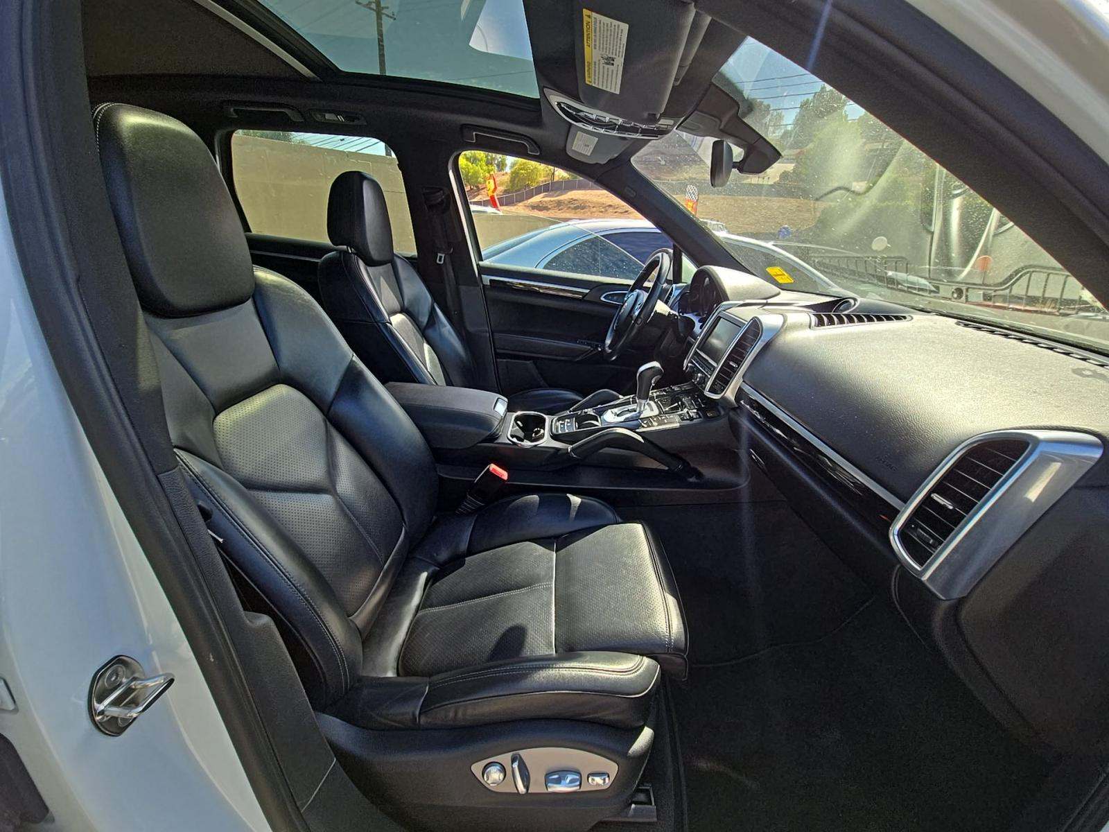 2012 Porsche Cayenne S AWD