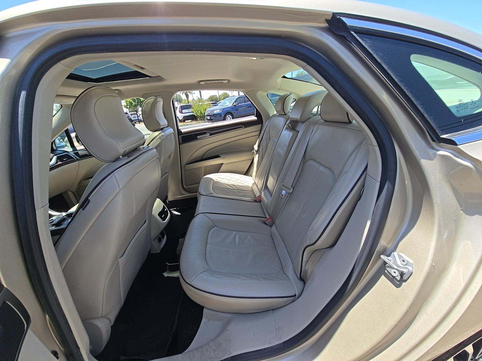 FORD FUSION - 9