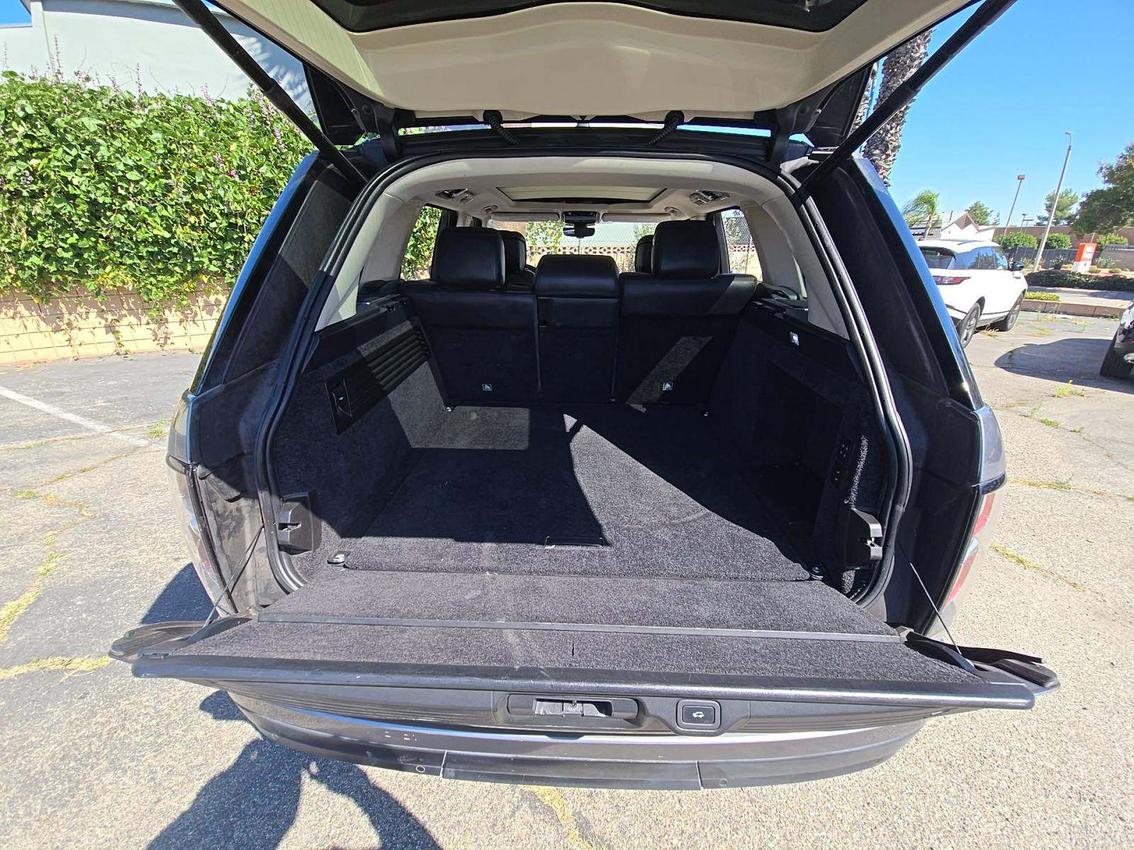 LAND ROVER RANGE ROVER - 10