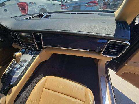 2016 Porsche Panamera Edition RWD