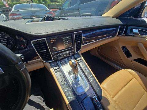 2016 Porsche Panamera Edition RWD