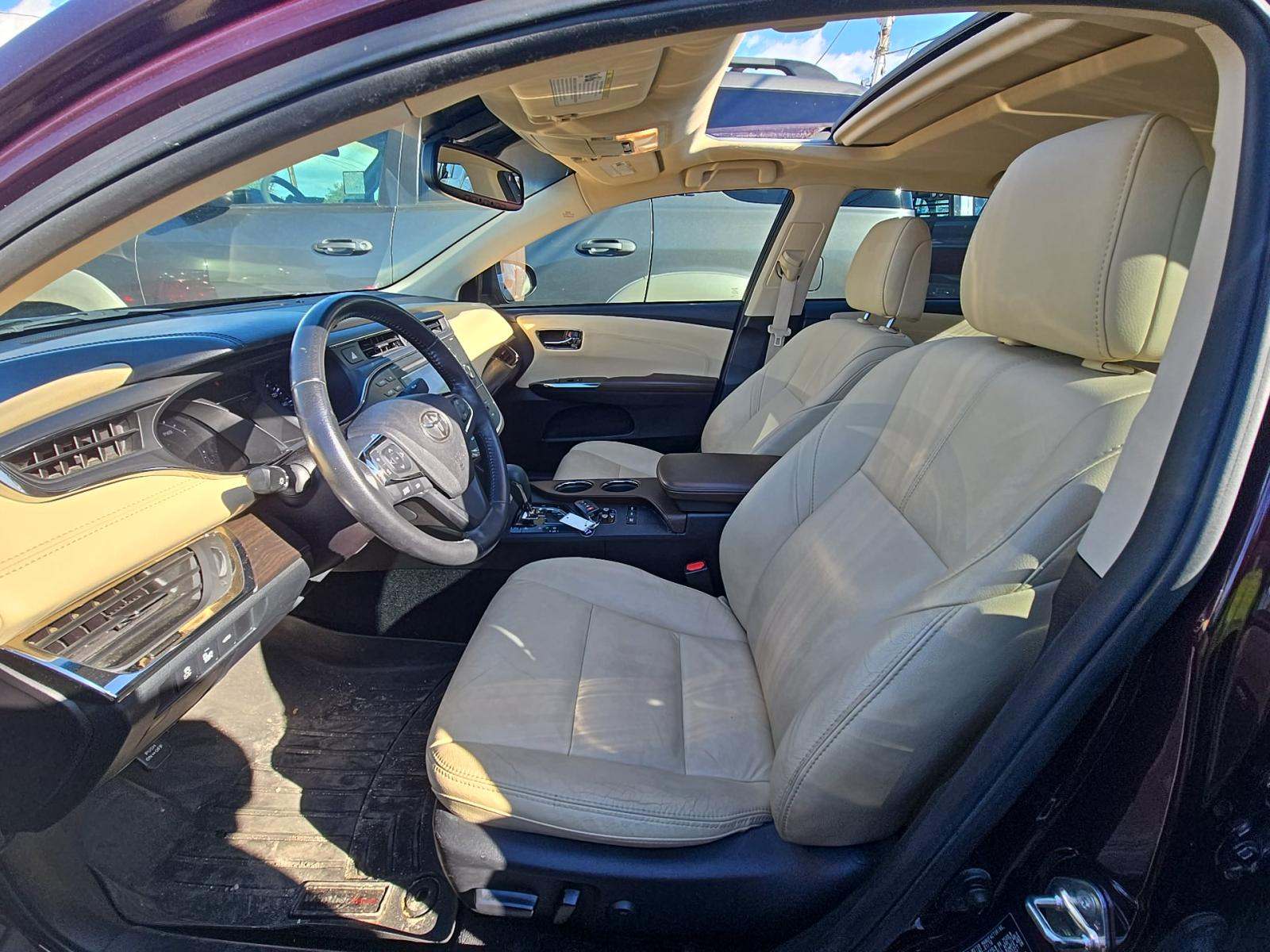 2016 Toyota Avalon Hybrid XLE Premium FWD