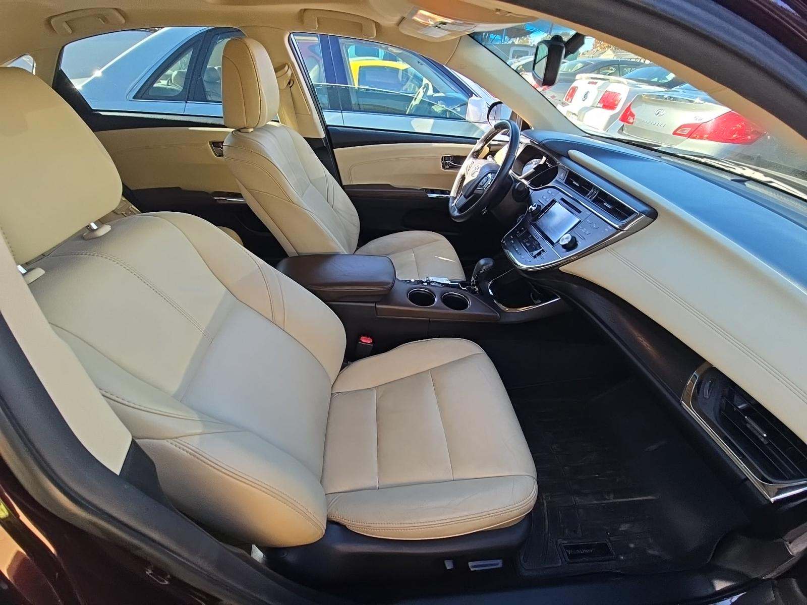 2016 Toyota Avalon Hybrid XLE Premium FWD