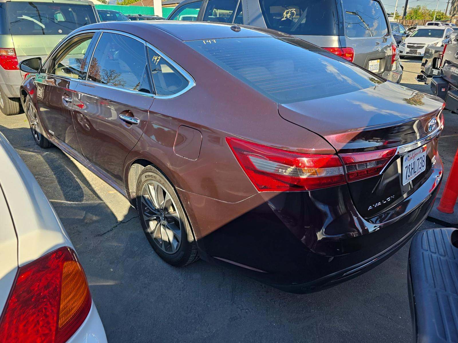 2016 Toyota Avalon Hybrid XLE Premium FWD