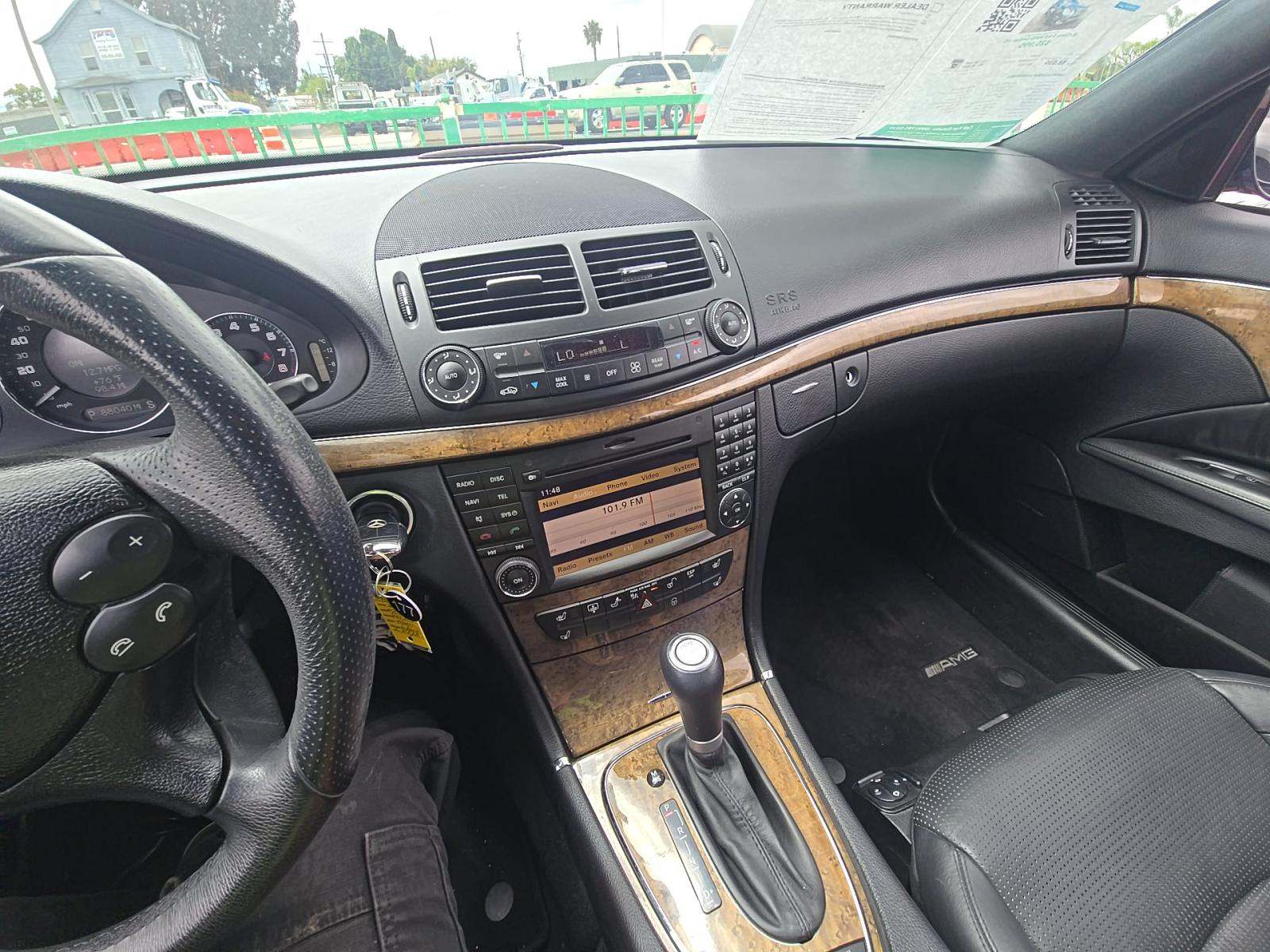 MERCEDES-BENZ E-CLASS - 10