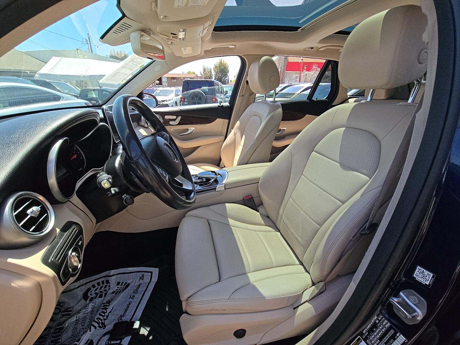 2017 Mercedes-Benz GLC GLC 300 AWD