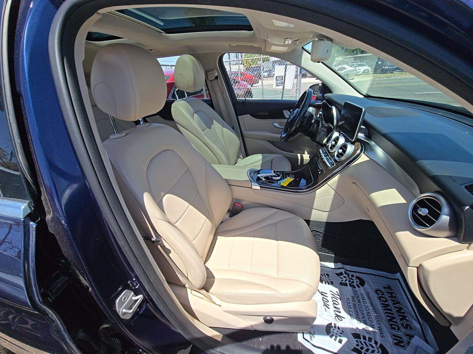 2017 Mercedes-Benz GLC GLC 300 AWD