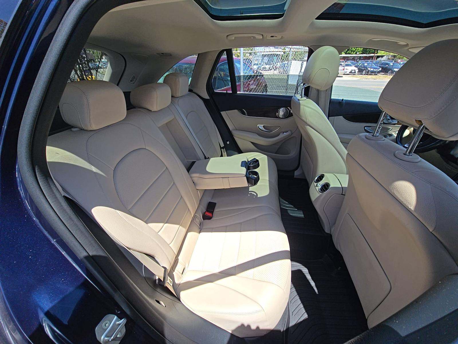 2017 Mercedes-Benz GLC GLC 300 AWD