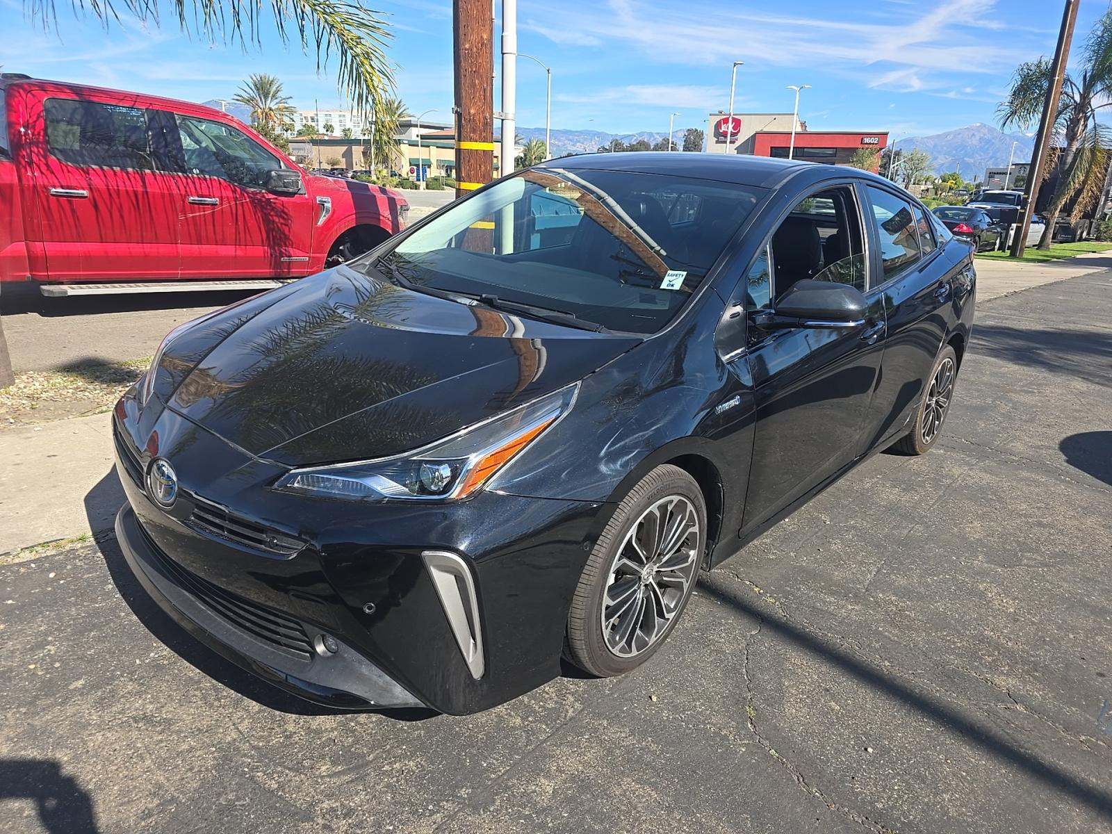 2022 Toyota Prius XLE FWD