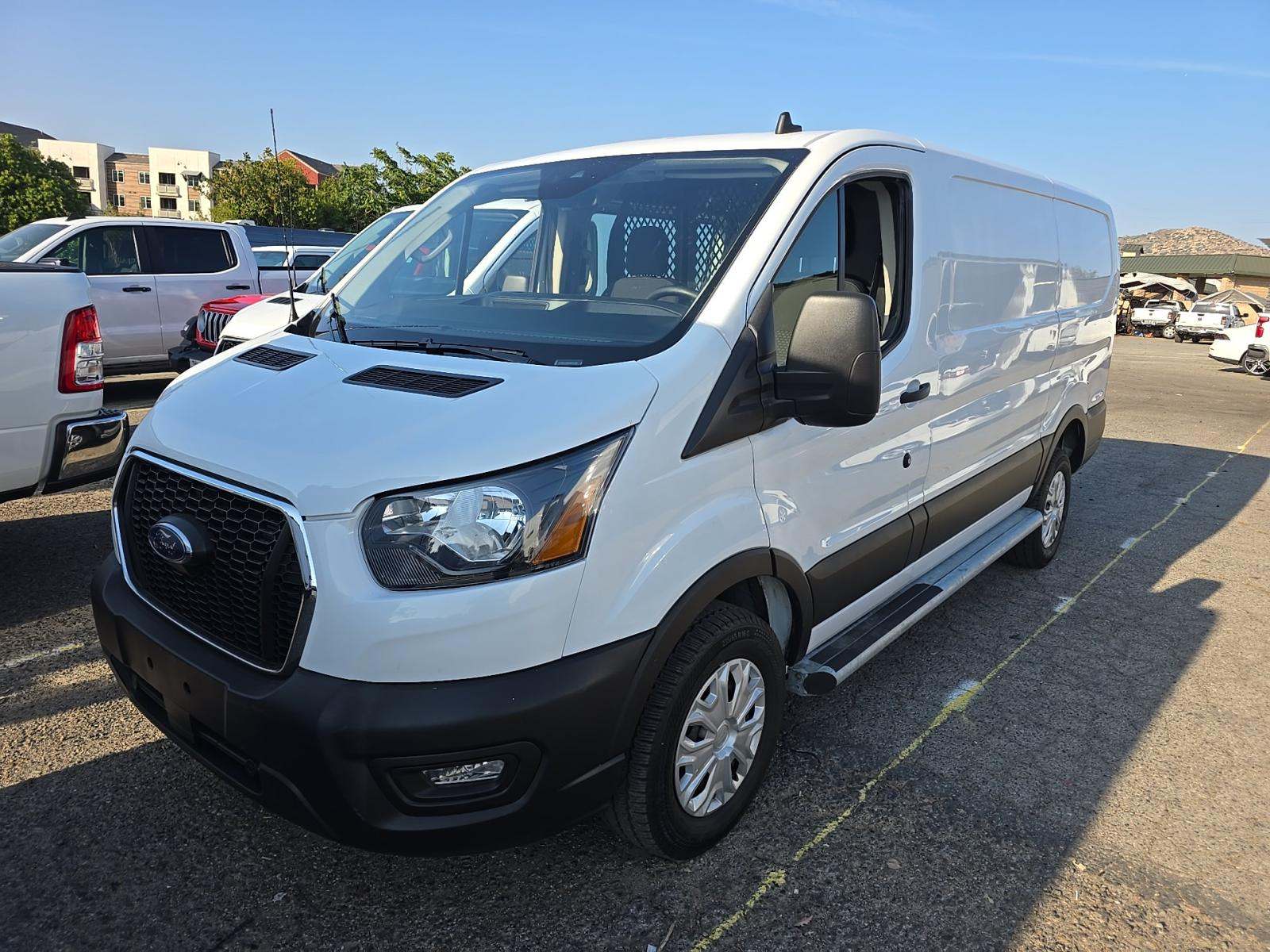 FORD TRANSIT 250 - 1