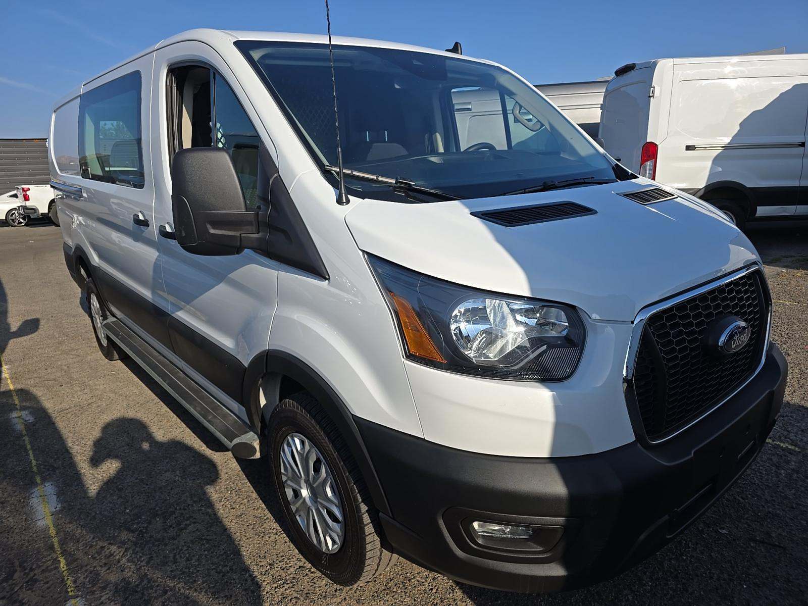 FORD TRANSIT 250 - 4