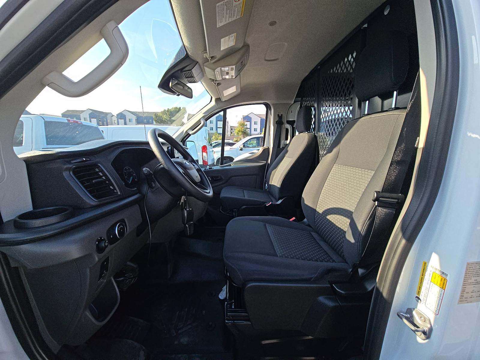 FORD TRANSIT 250 - 6