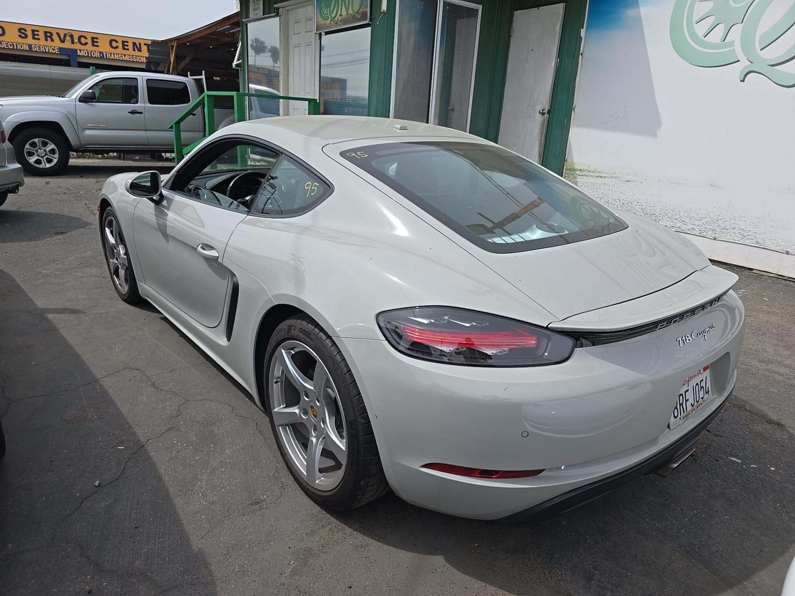 2019 Porsche 718 Cayman Base RWD