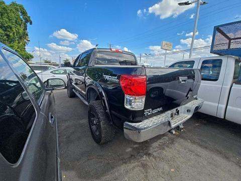 2013 Toyota Tundra Base AWD