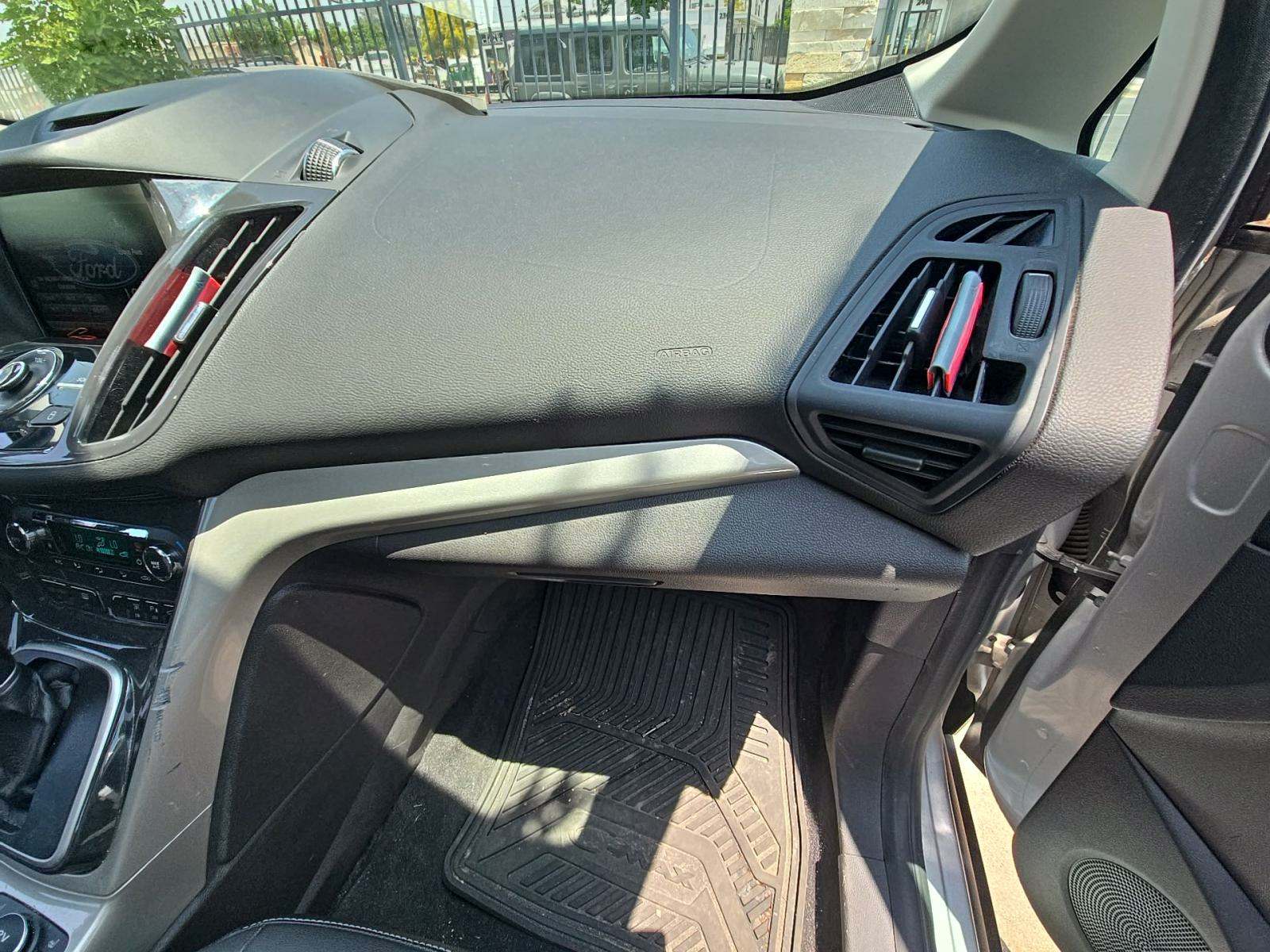 2014 Ford C-MAX Hybrid SEL FWD