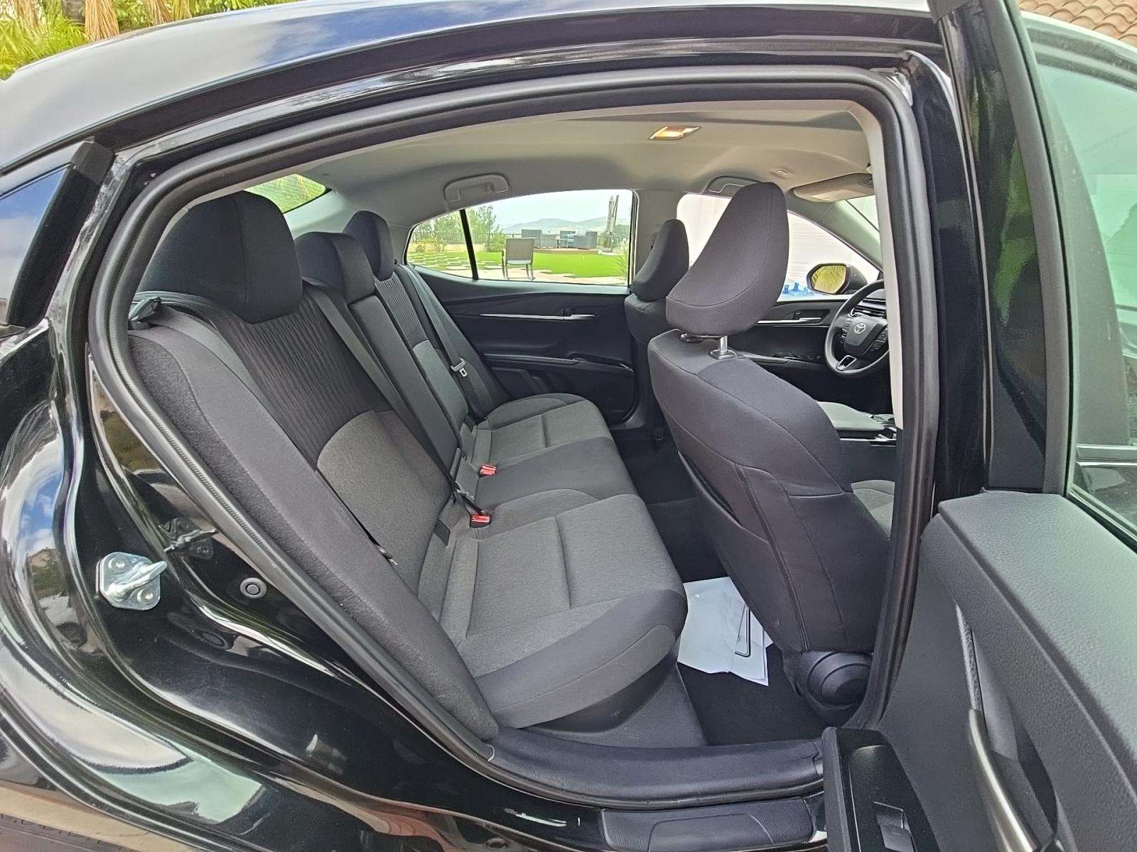 2025 Toyota Camry LE FWD