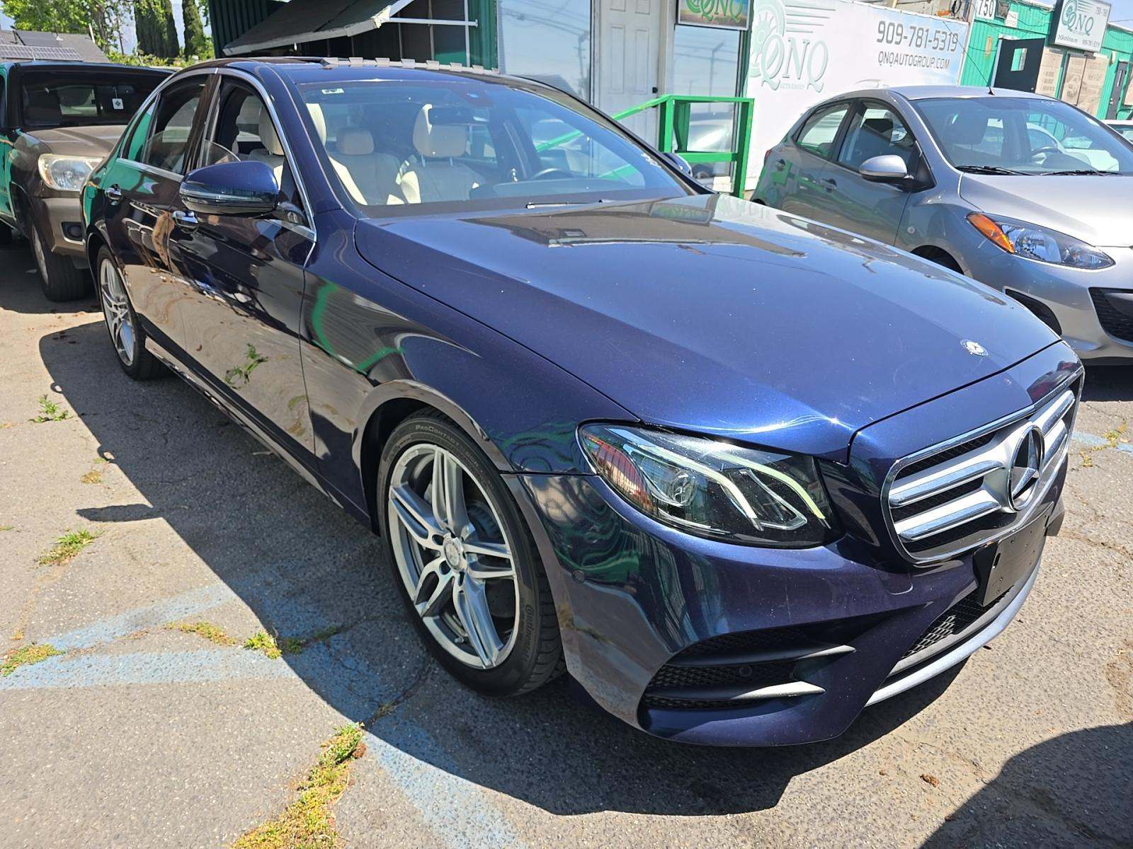 MERCEDES-BENZ E-CLASS - 4
