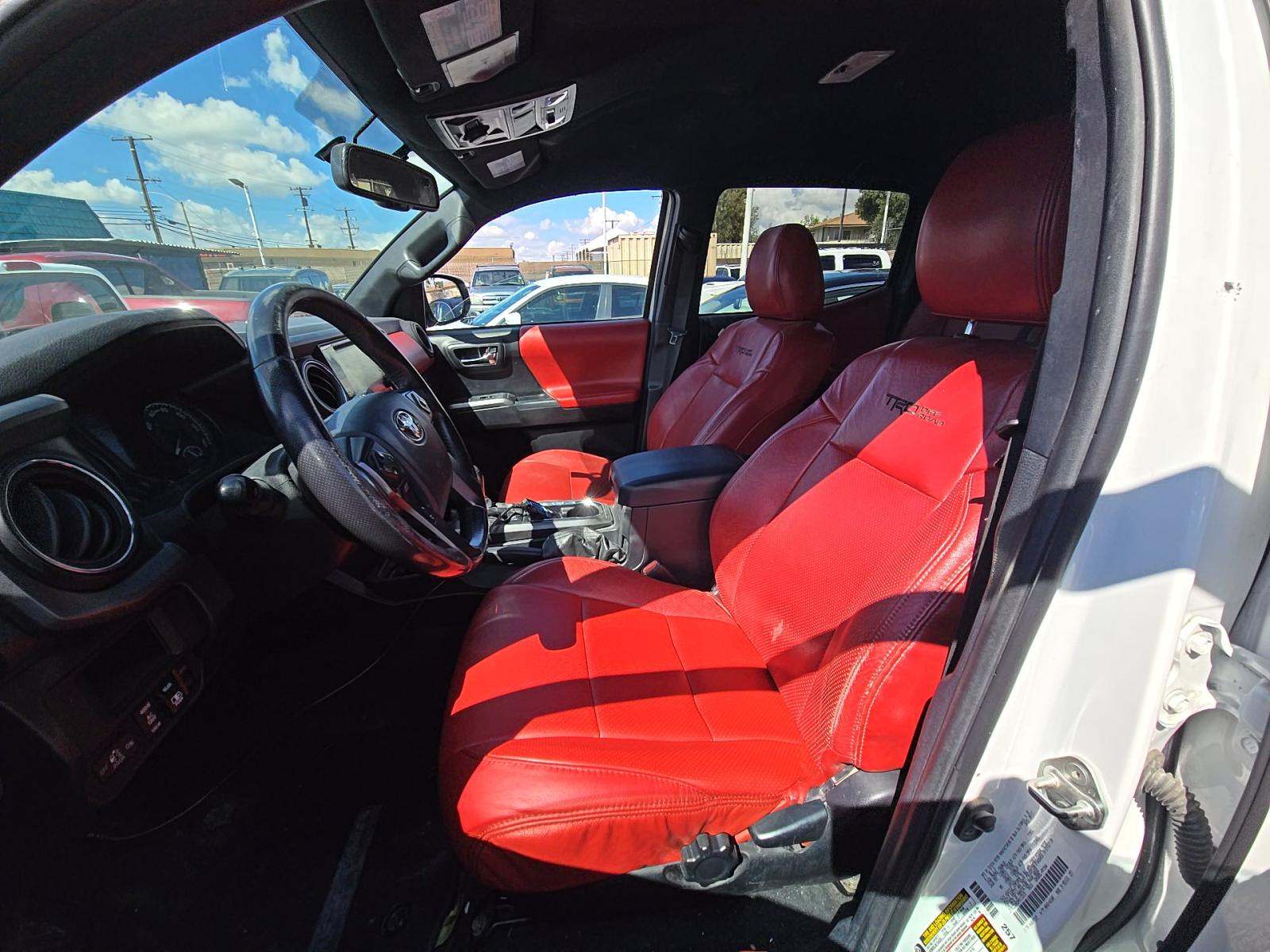 2017 Toyota Tacoma TRD Off-Road AWD