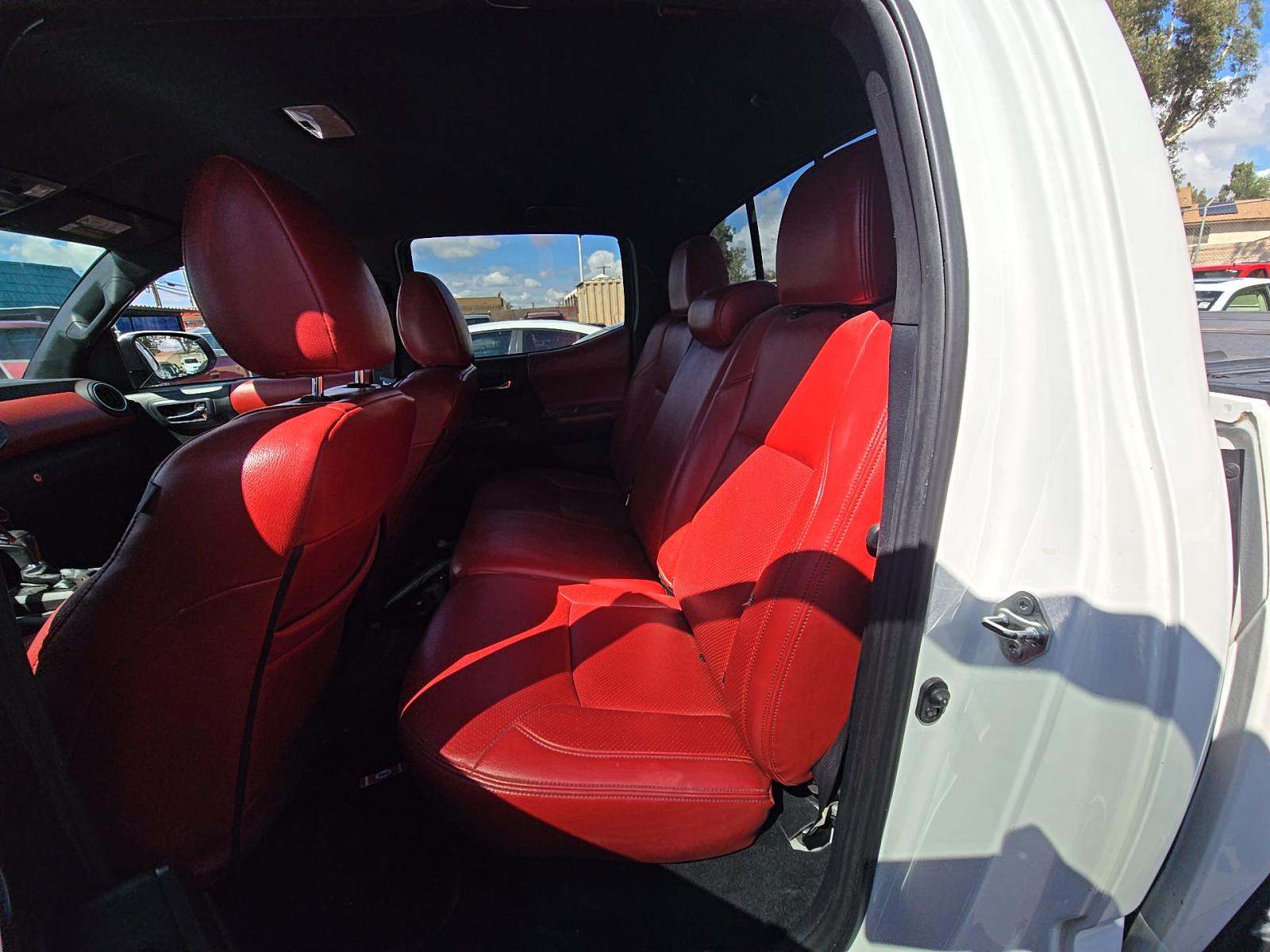 2017 Toyota Tacoma TRD Off-Road AWD