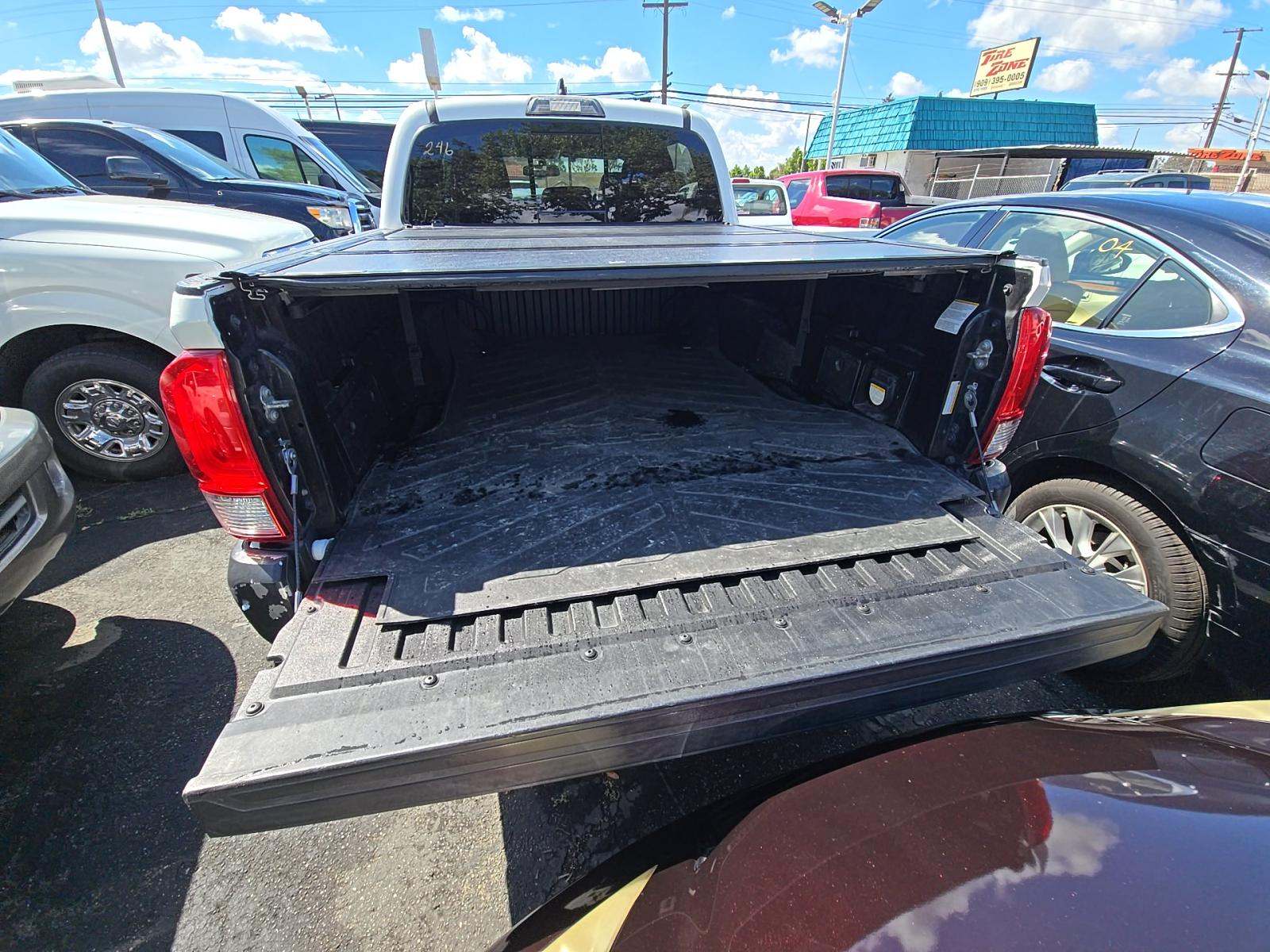 2017 Toyota Tacoma TRD Off-Road AWD