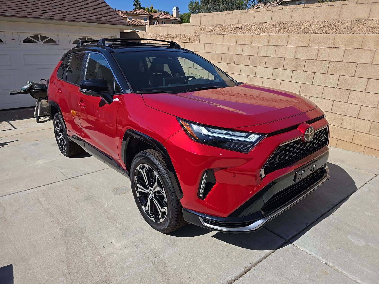 2025 Toyota RAV4 Plug-In Hybrid XSE AWD