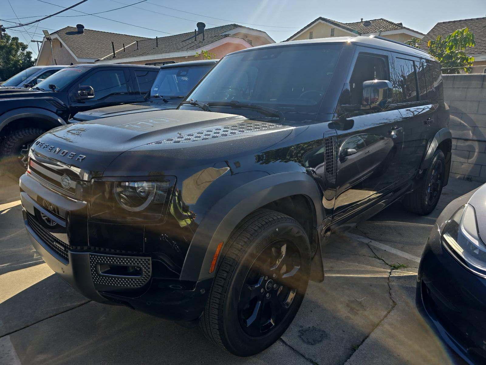 2023 Land Rover Defender 110 X-Dynamic SE AWD