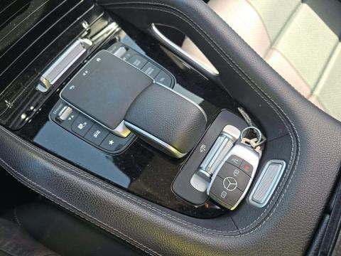 MERCEDES-BENZ GLS - 4