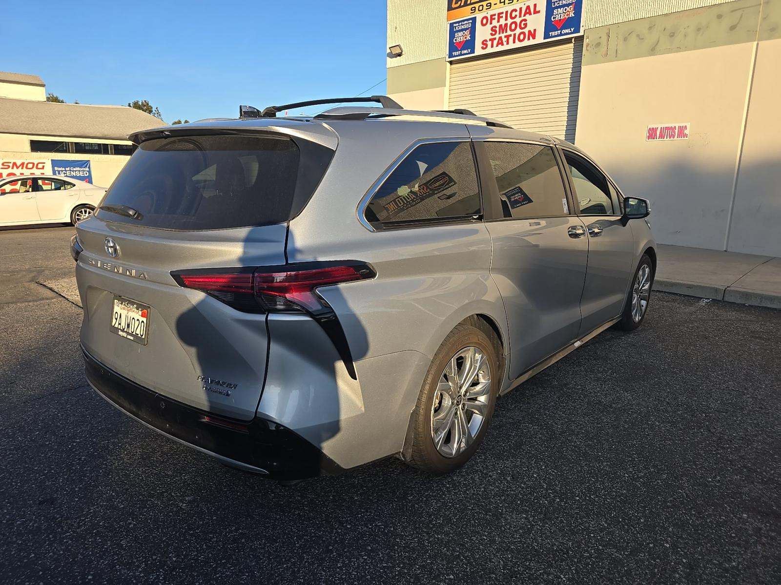 2022 Toyota Sienna Platinum FWD