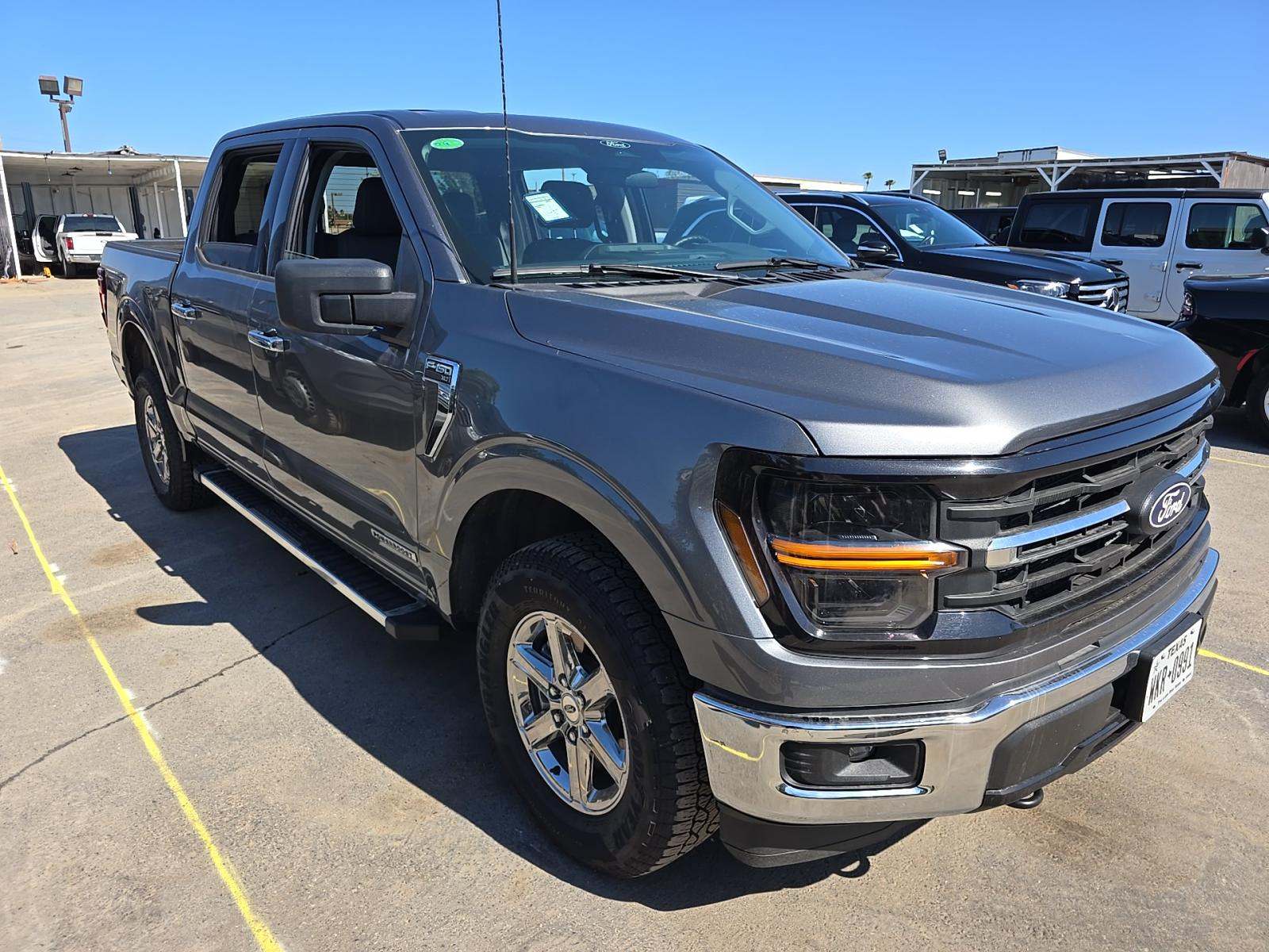 FORD F-150 - 4
