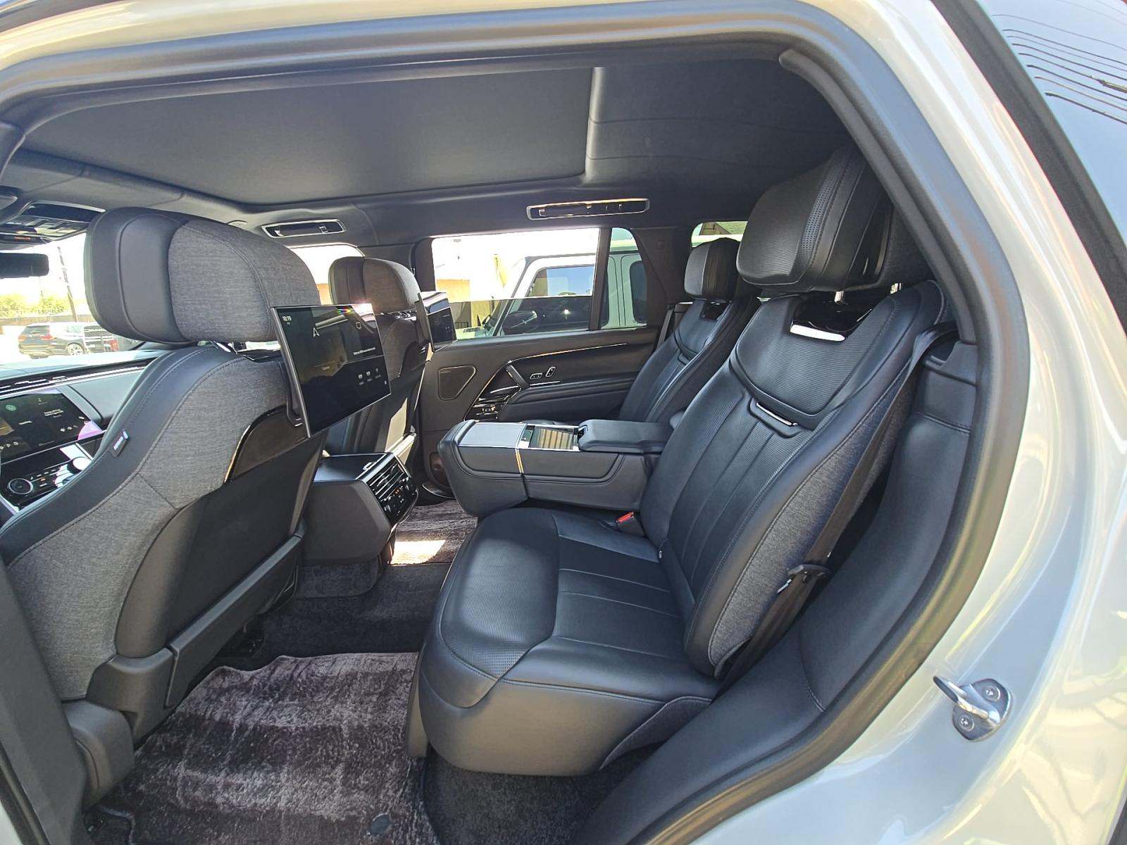 2023 Land Rover Range Rover SV LWB AWD
