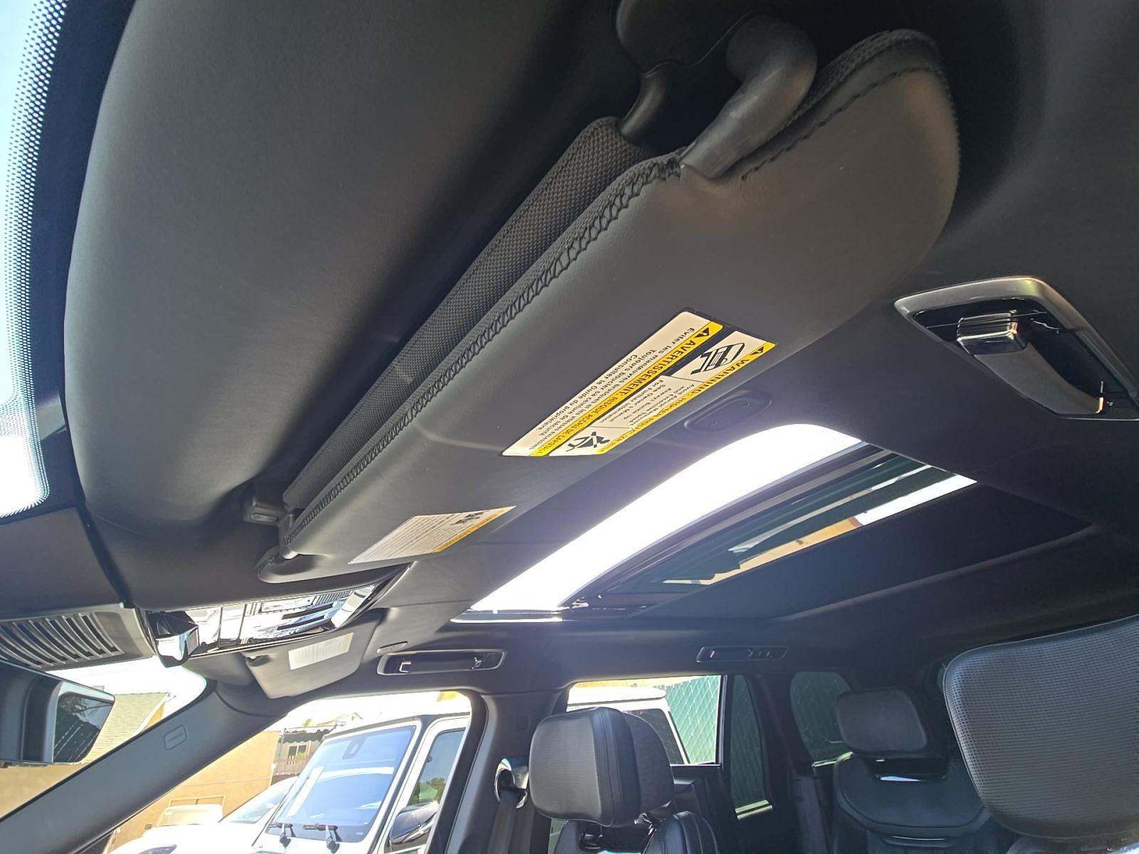 2023 Land Rover Range Rover SV LWB AWD