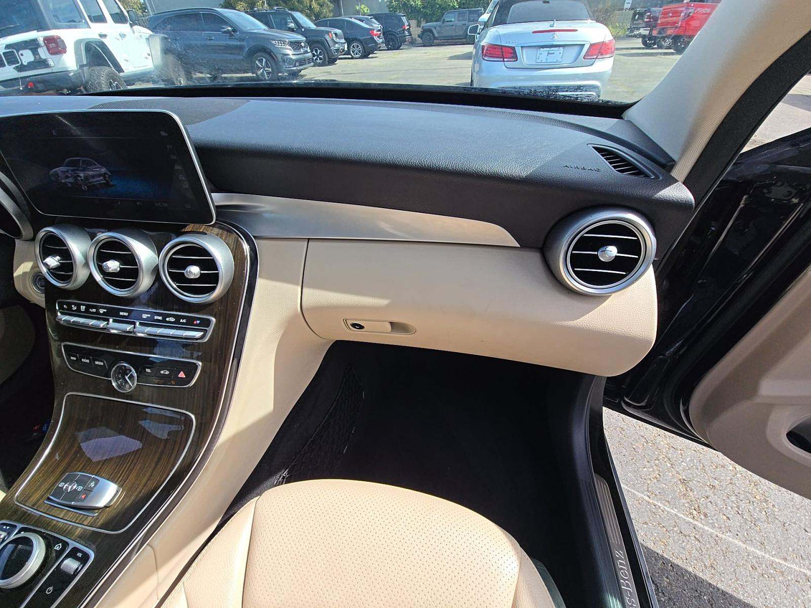 2019 Mercedes-Benz C-Class C 300 RWD