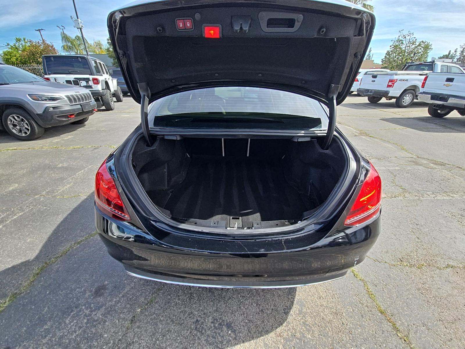 2019 Mercedes-Benz C-Class C 300 RWD