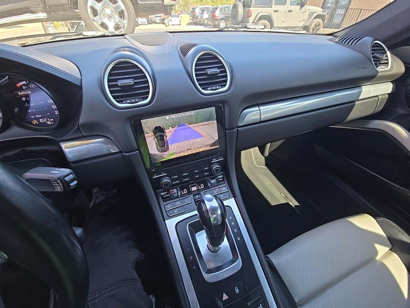 2018 Porsche 718 Cayman Base RWD