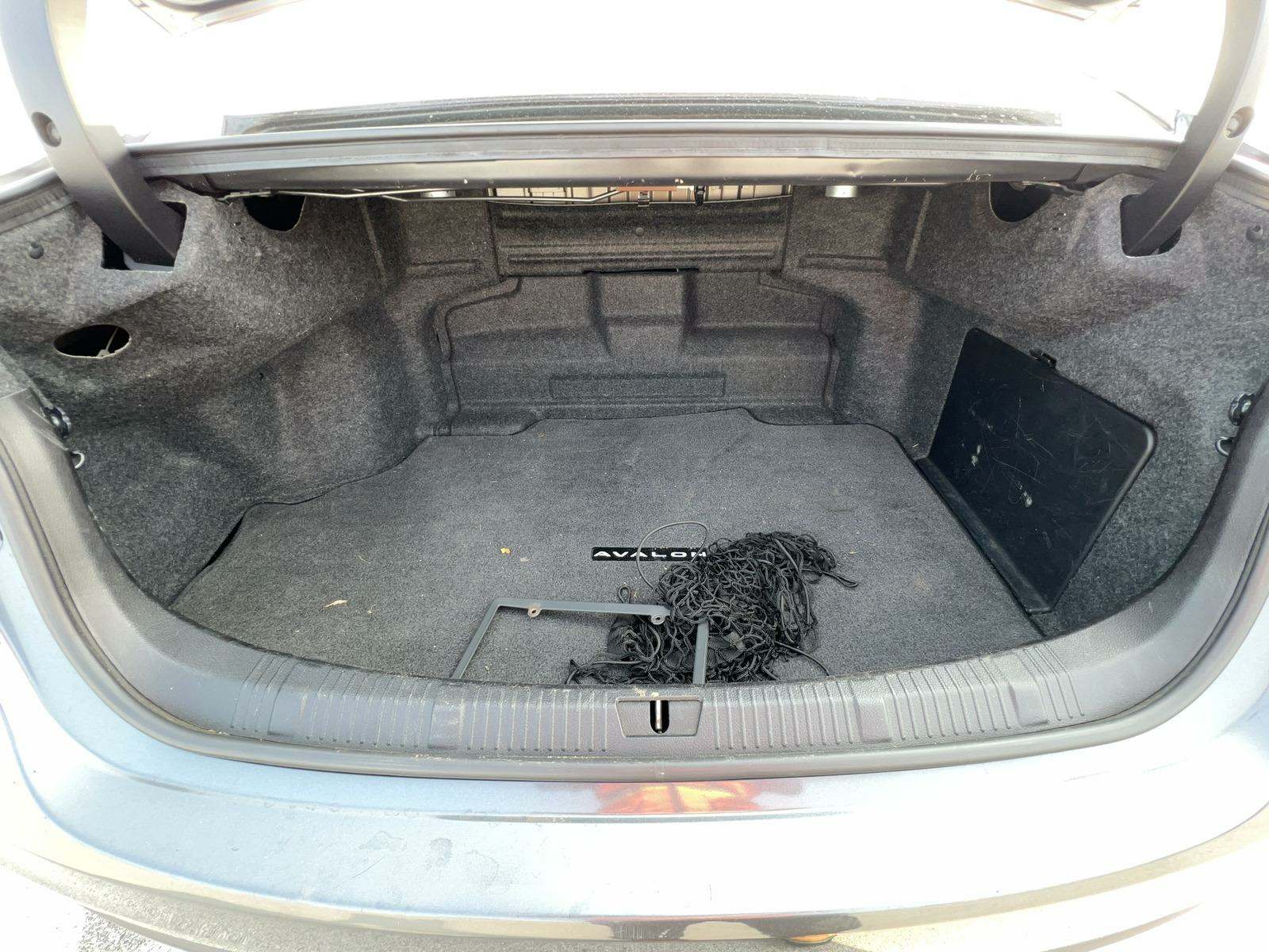 2013 Toyota Avalon Hybrid Limited FWD