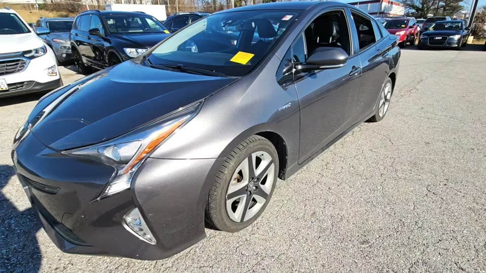 2016 Toyota Prius Four Touring