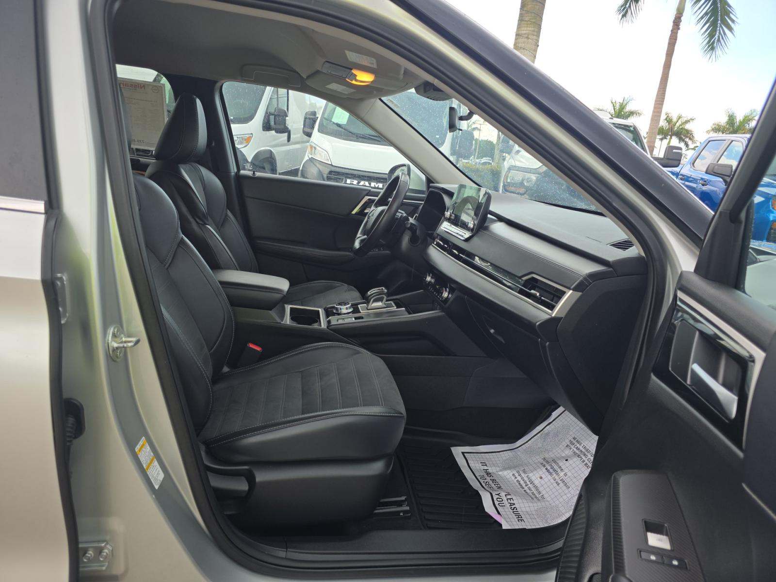 2024 Mitsubishi Outlander SE AWD