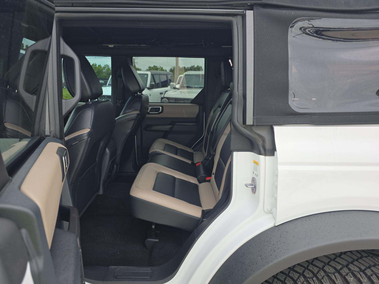 FORD BRONCO - 9