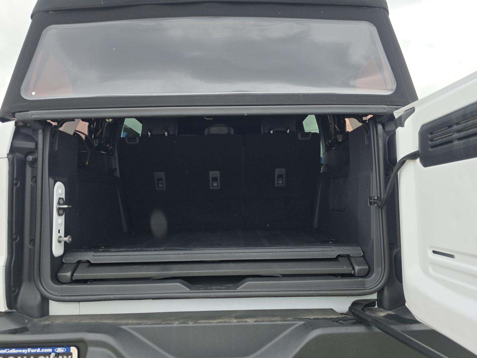 FORD BRONCO - 10