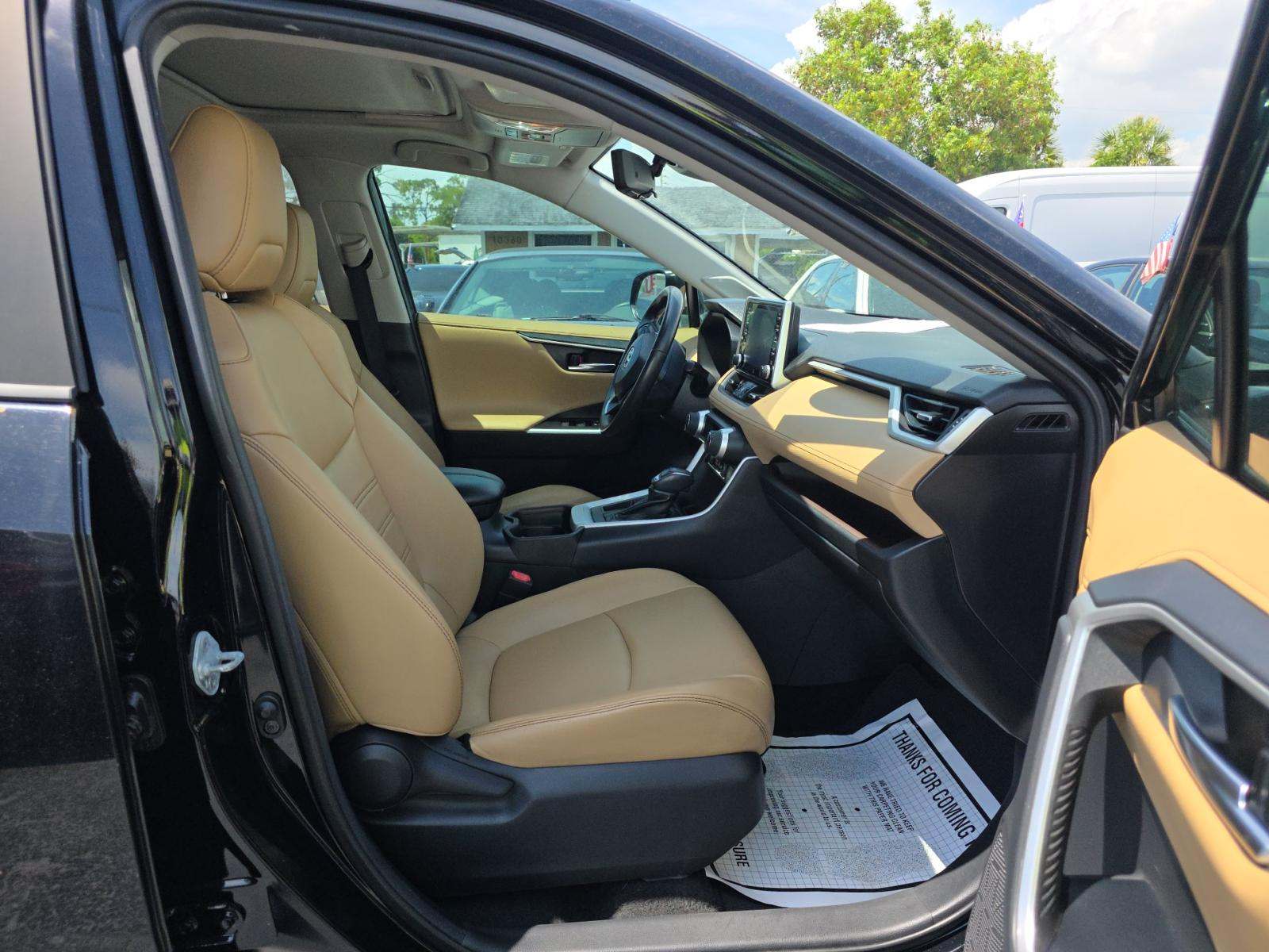 2020 Toyota RAV4 Limited FWD