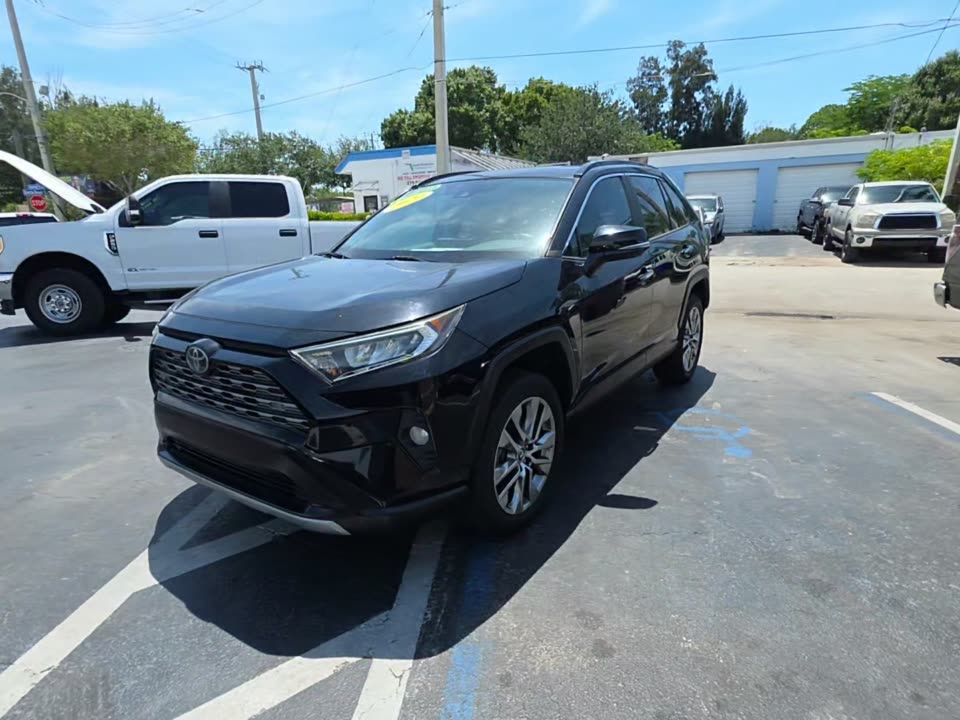 2020 Toyota RAV4 Limited FWD
