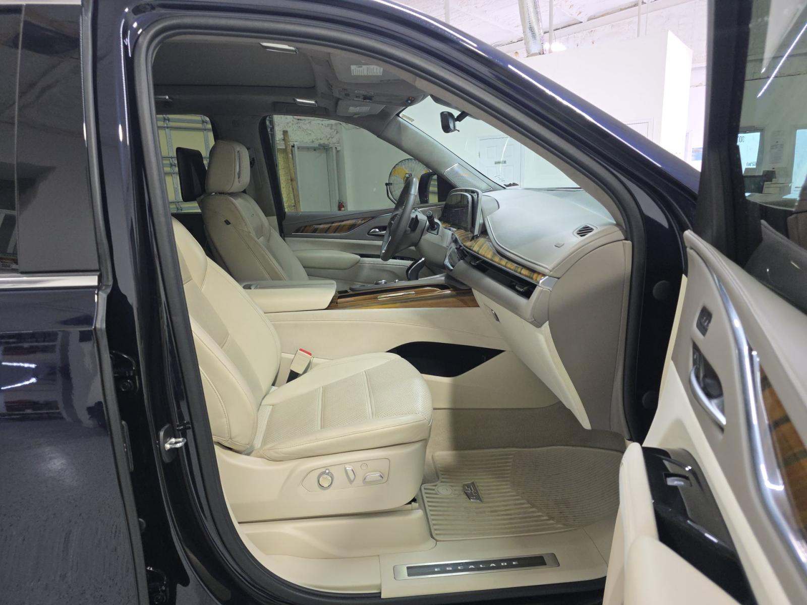 2021 Cadillac Escalade Premium Luxury Platinum AWD