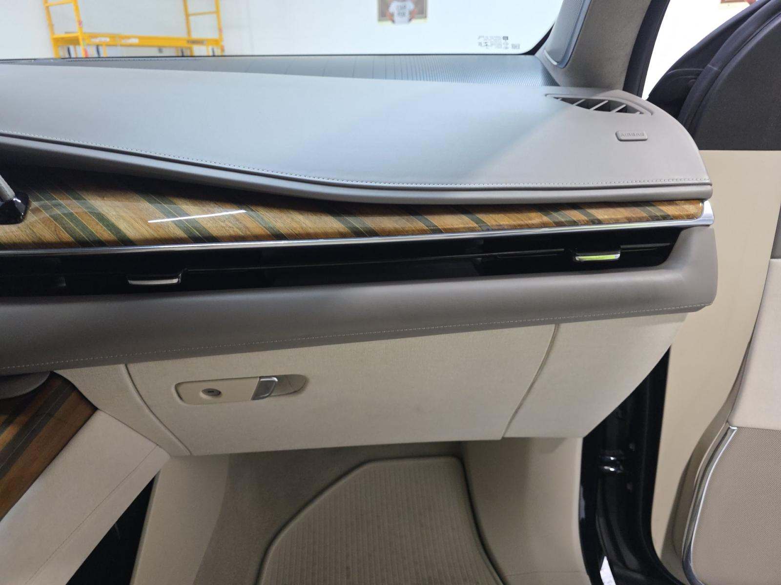 2021 Cadillac Escalade Premium Luxury Platinum AWD