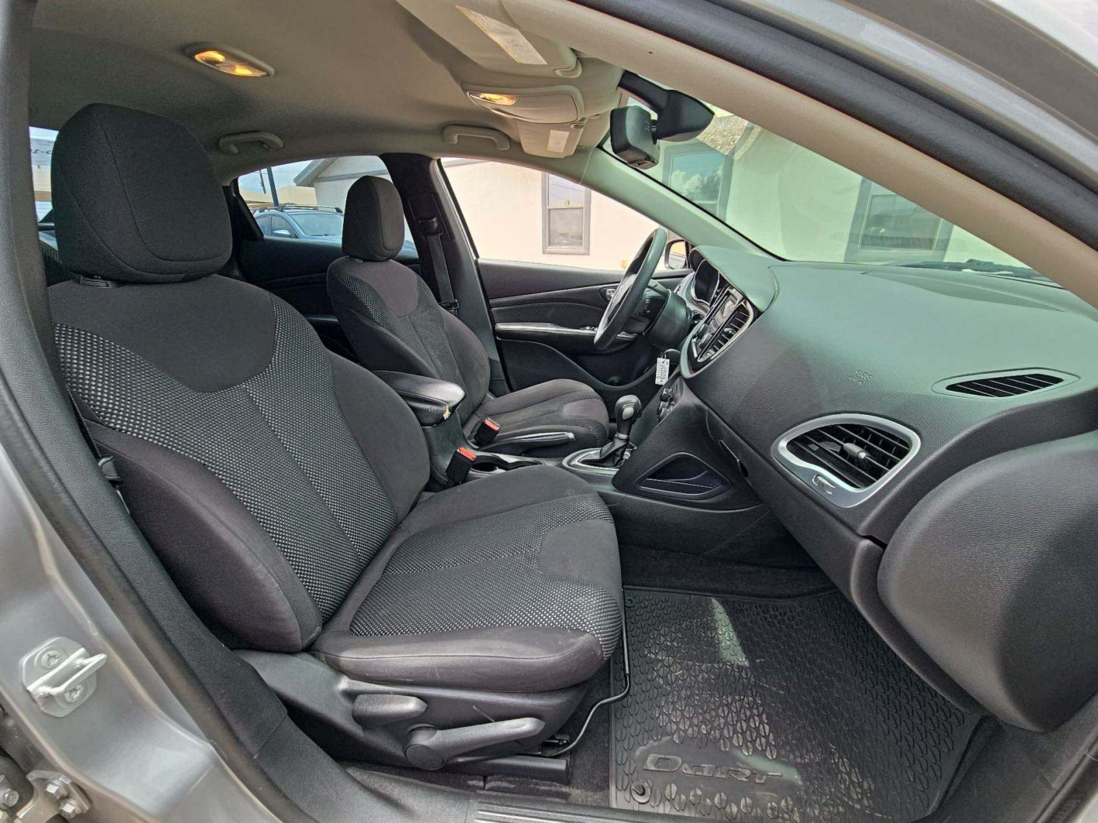 2015 Dodge Dart SE FWD