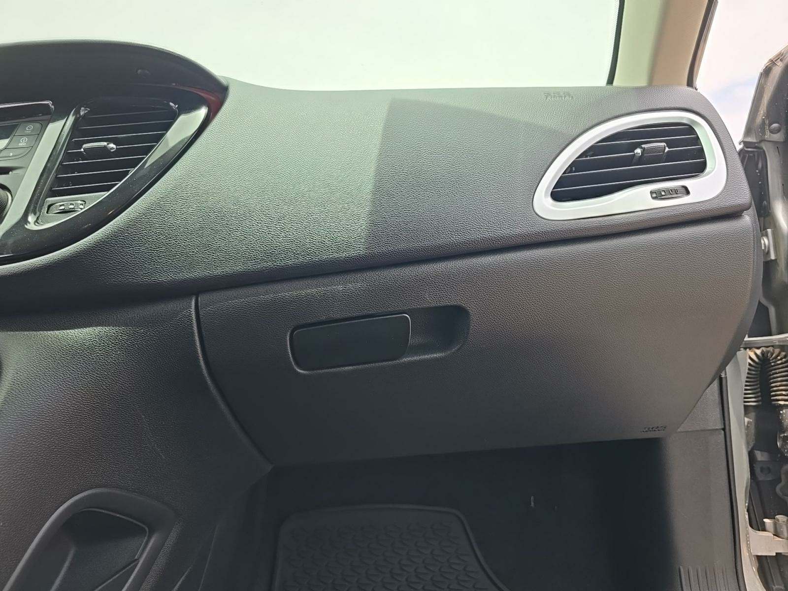 2015 Dodge Dart SE FWD