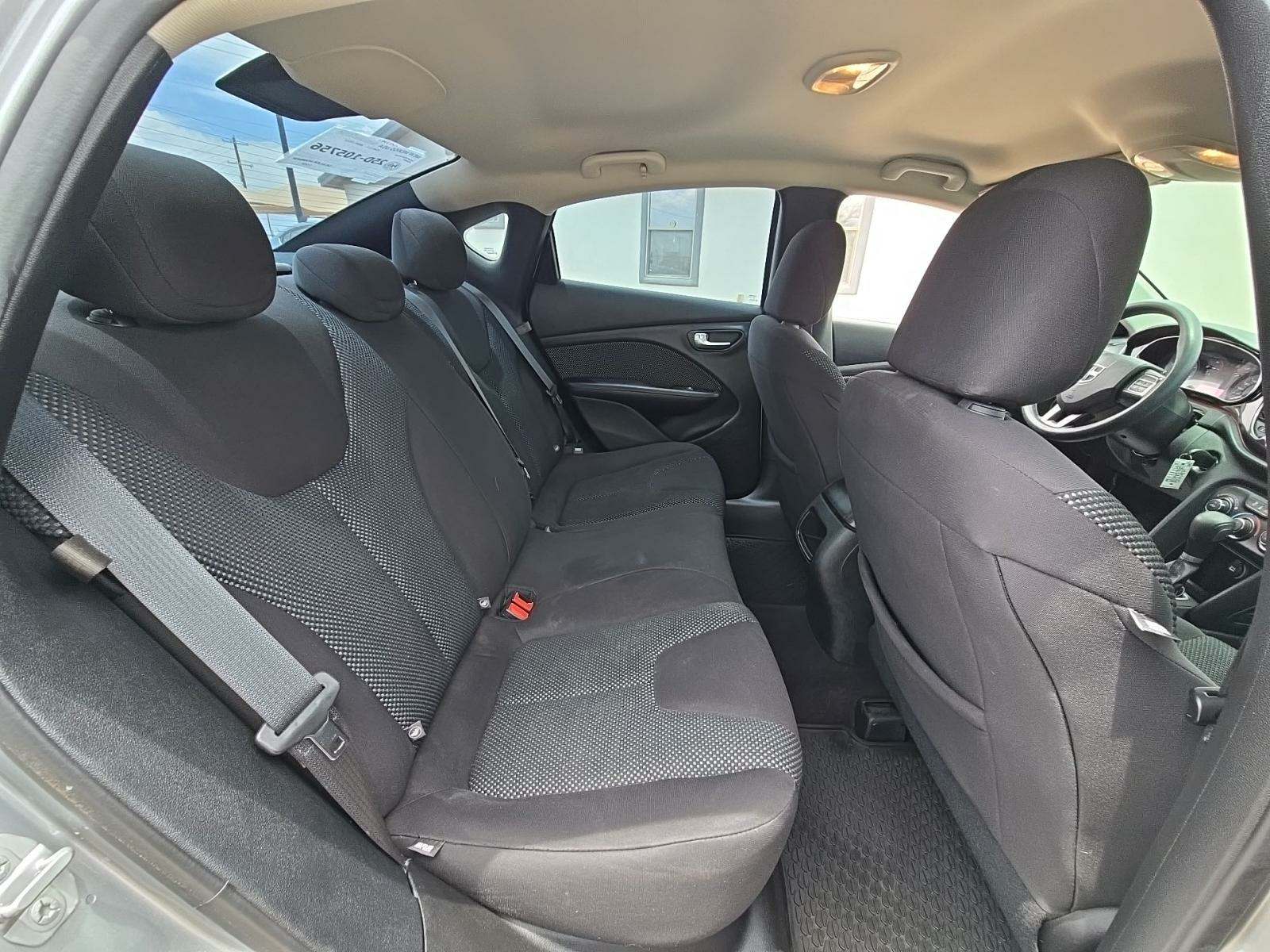 2015 Dodge Dart SE FWD